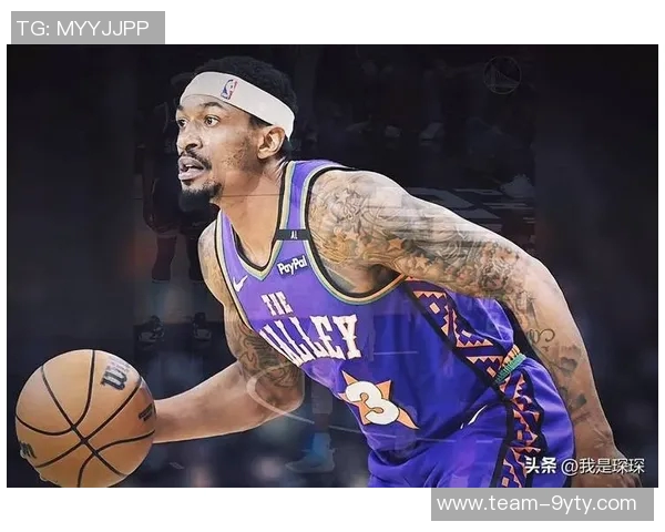 比尔首场比赛表现出色上半场完美命中率贡献12分2篮板正负值5