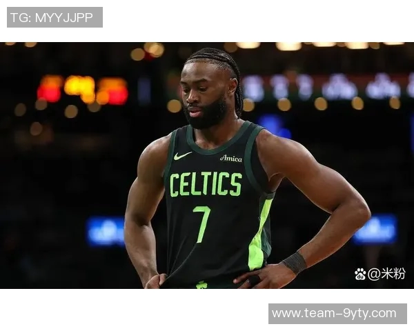 杰伦布朗怒斥裁判放任对手犯规直言已忍无可忍