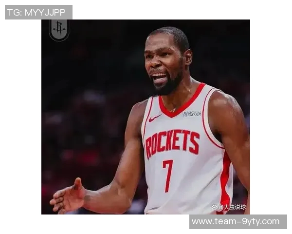 杜兰特关键时刻发威23投12中砍下28分助球队逆转取胜